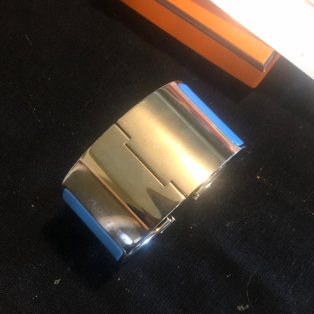 Hermes Click H X wide 3.5 cm bracelet I silver & blue France w/ Hermes pouch box - Picture 11 of 12